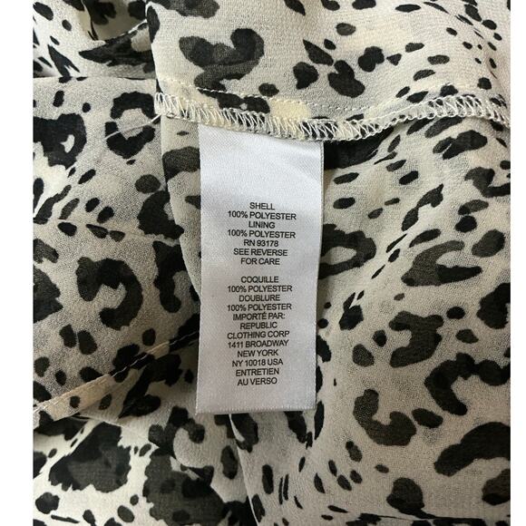 T Tahari Leopard Print Hidden Button-Up Ruffle Top Women’s Size M - Picture 4 of 5